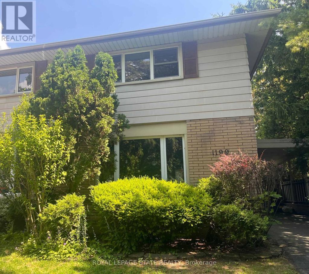 1199 Nottingham Avenue, Burlington (mountainside)