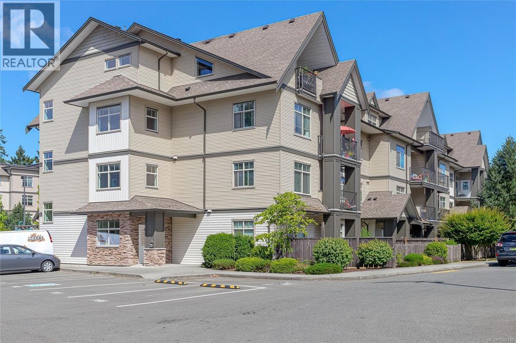 207 2117 Meredith Rd, Nanaimo