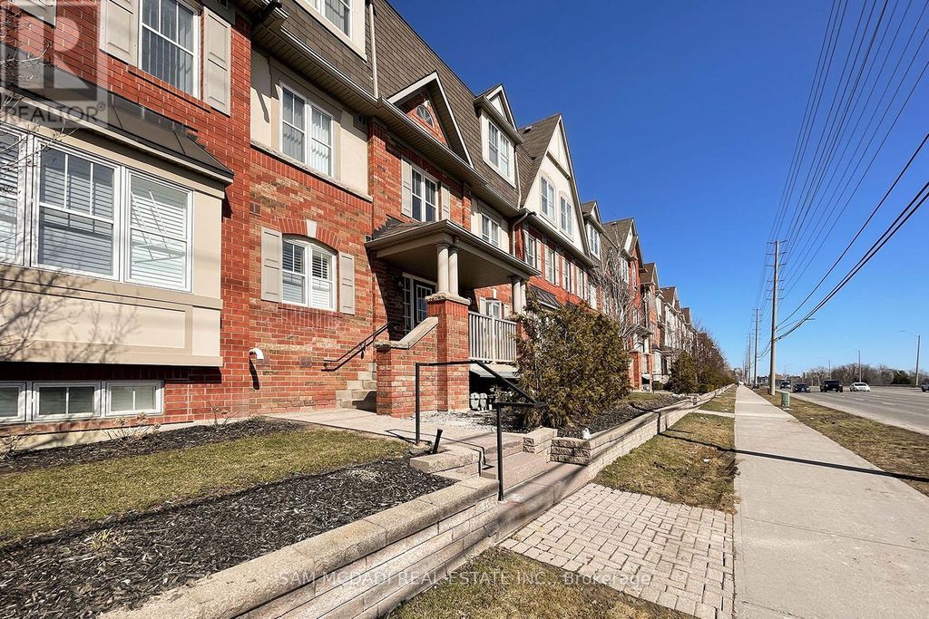 2 - 639 Dundas Street W, Mississauga (cooksville)