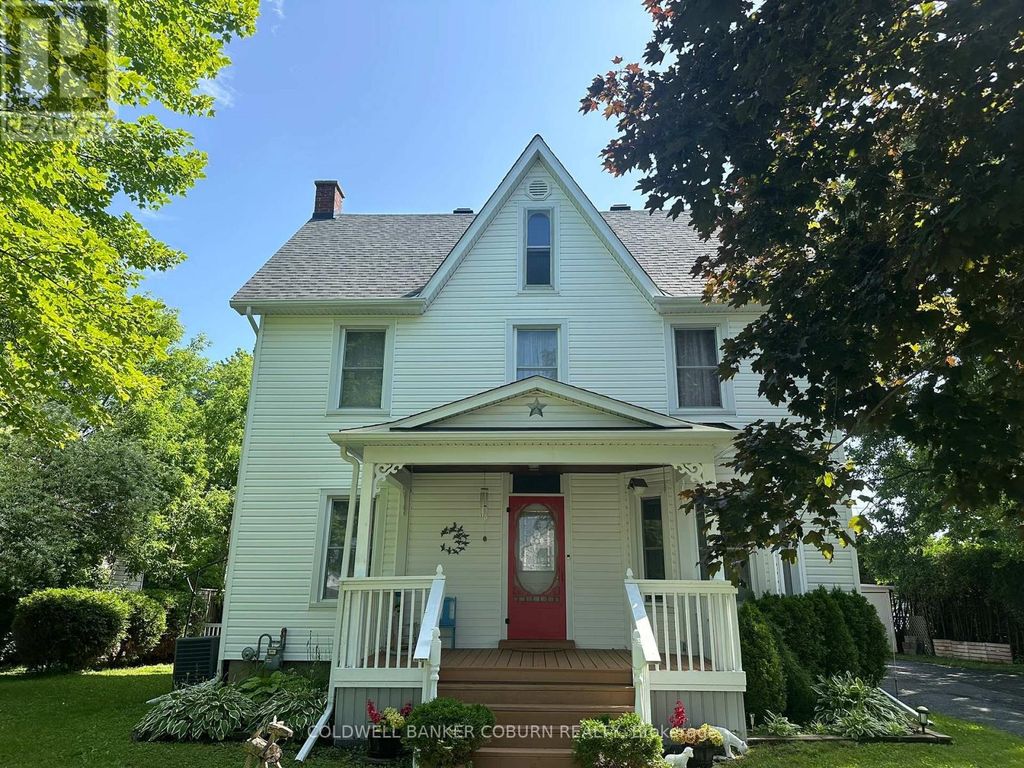 36 Brouse Drive E, South Dundas