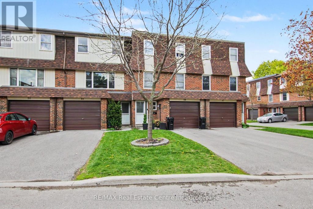 49 - 371 Bronte Street S, Milton (om Old Milton)