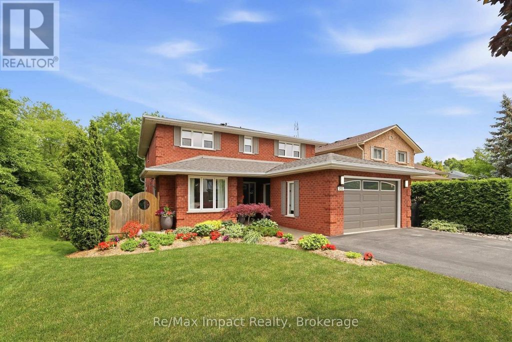 293 Blue Heron Drive, Oshawa (eastdale)