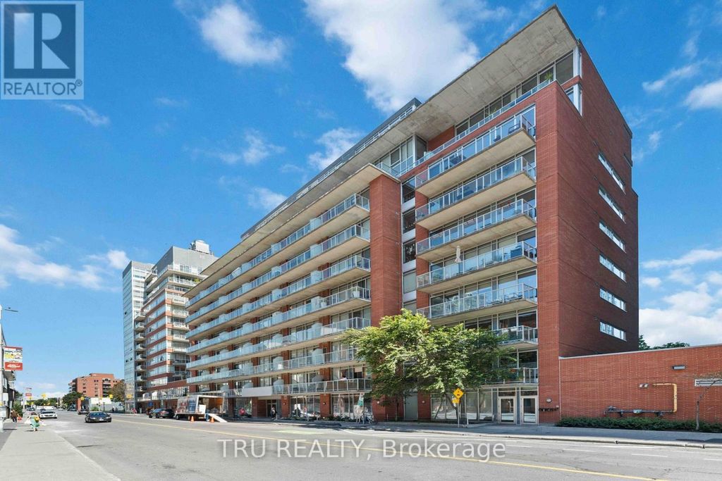 412 - 383 Cumberland Street, Ottawa