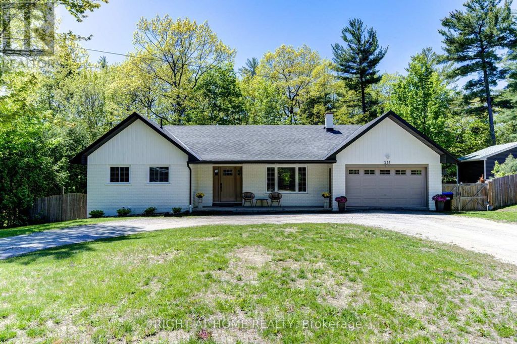 214 Desroches Trail, Tiny