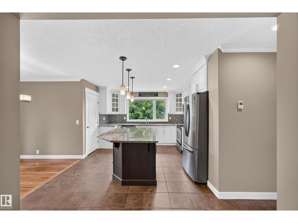 12819 45 St Nw, Edmonton