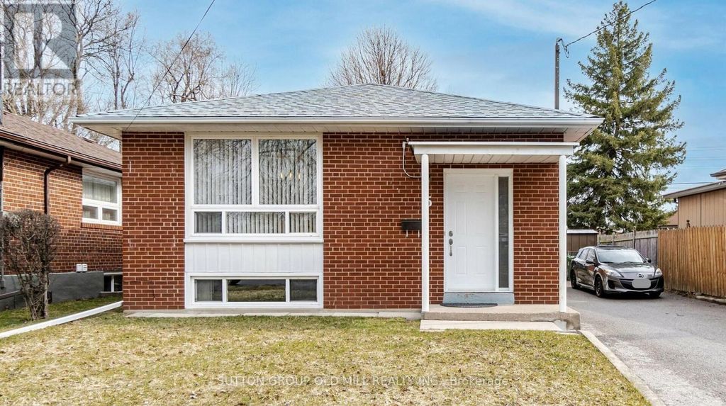 Lower - 5 Applefield Drive, Toronto (bendale)