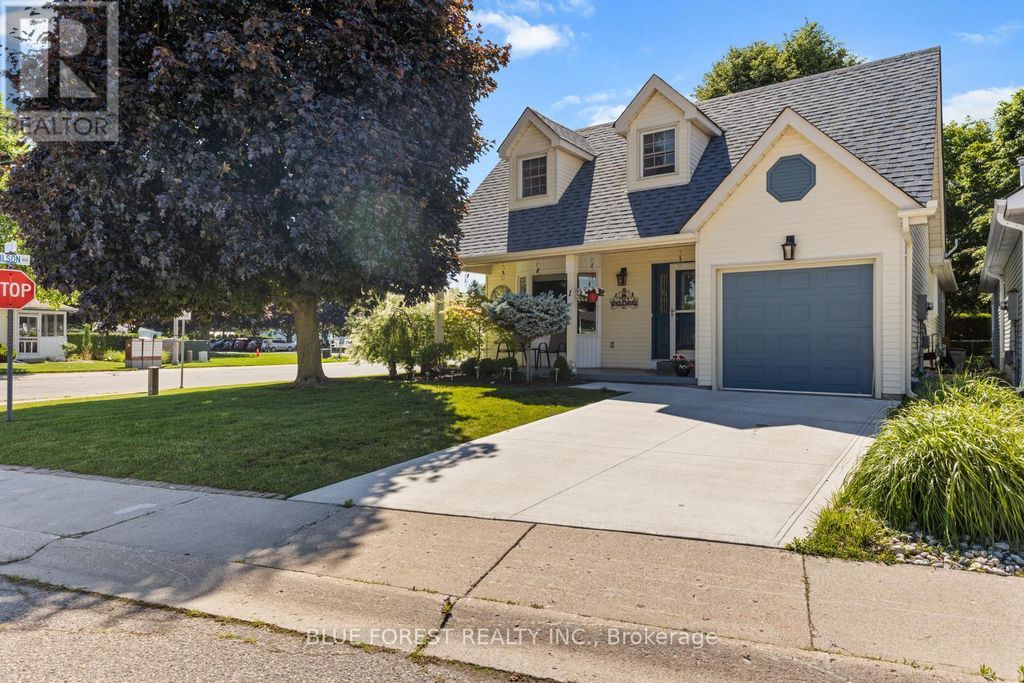 1 Sinclair Drive, Tillsonburg