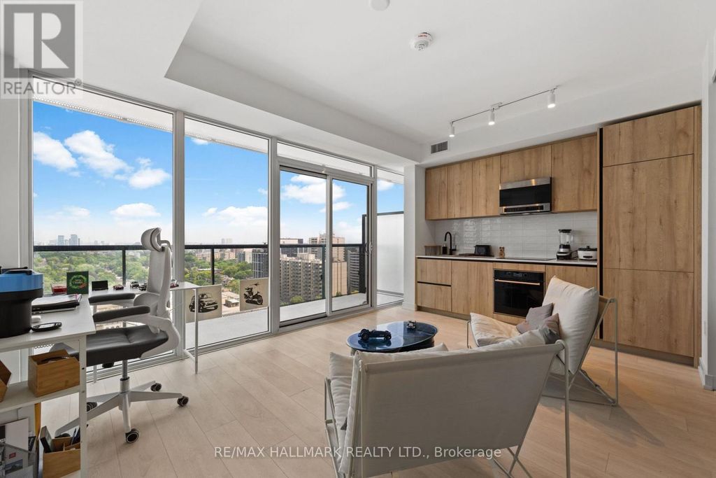 1611 - 127 Broadway Avenue, Toronto (mount Pleasant West)