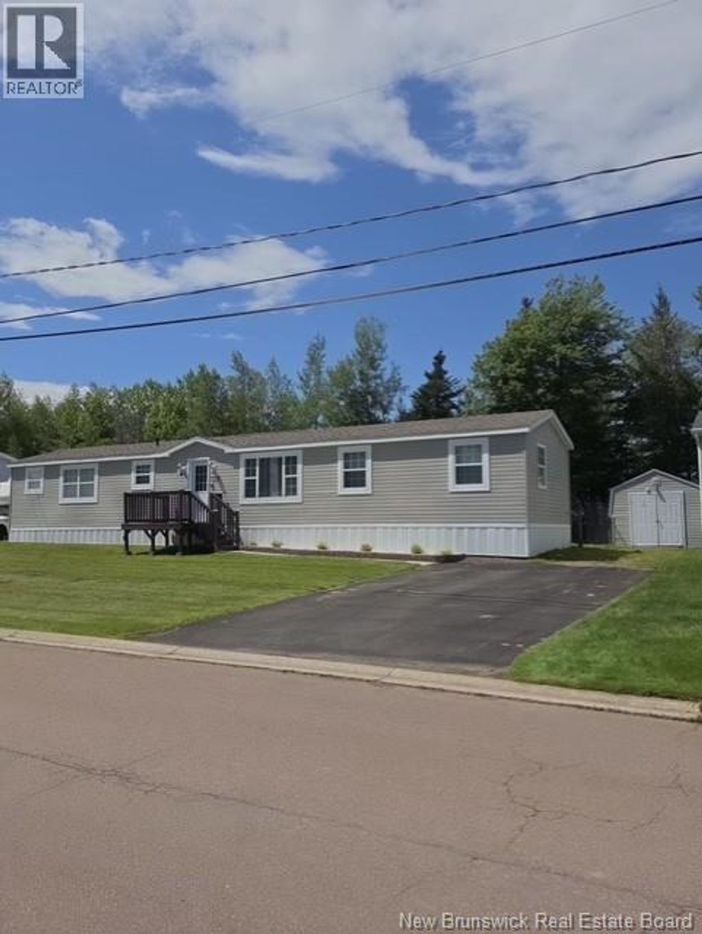 614 Champlain, Shediac