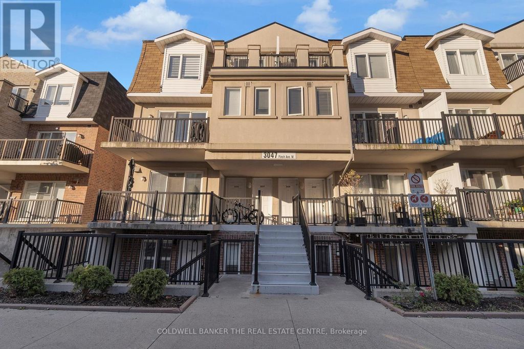 2057 - 3047 Finch Avenue W, Toronto (humbermede)