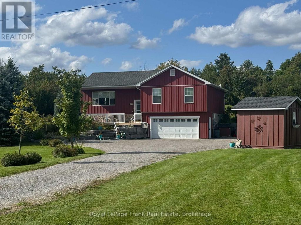 406 Lakehurst Circle Road, Trent Lakes