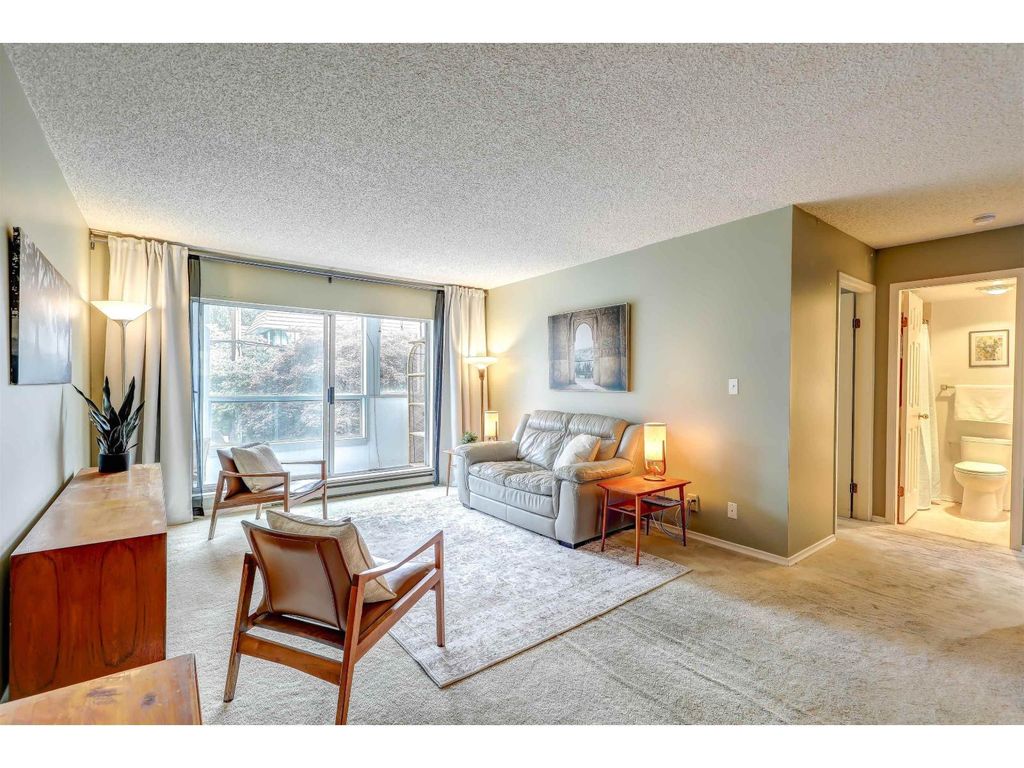 206 1473 Blackwood Street, White Rock