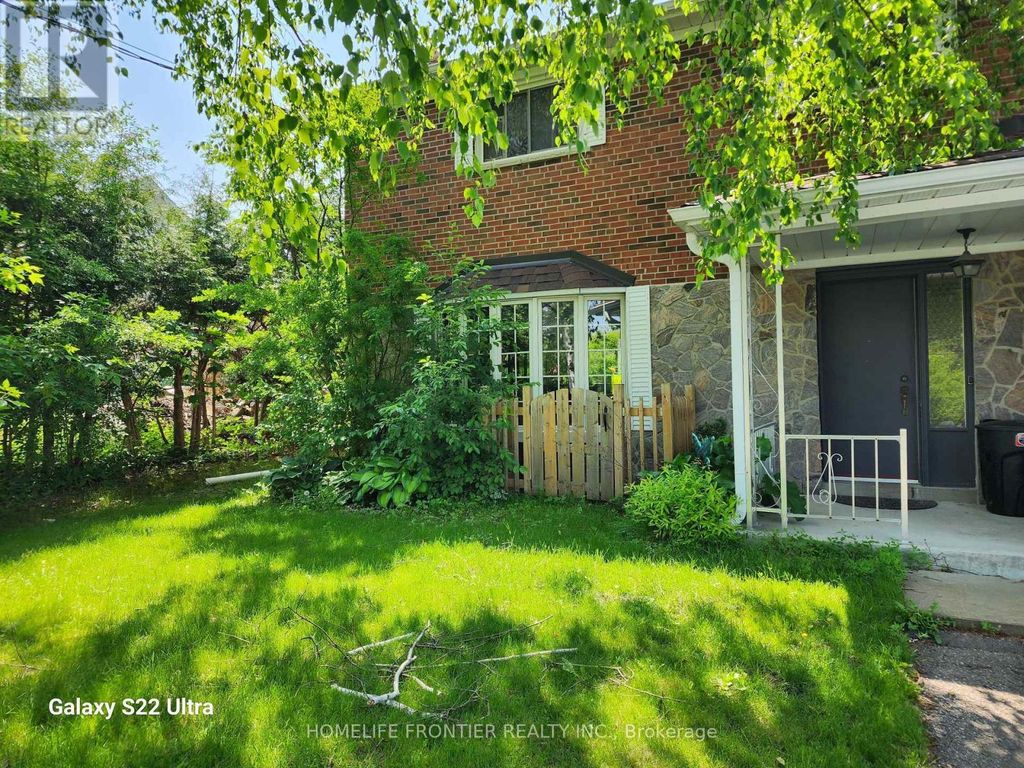 Bsmt - 764 Gorham Street, Newmarket (gorham-College Manor)