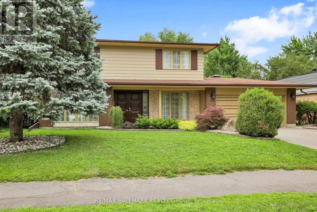 1712 Playfair Drive, Ottawa