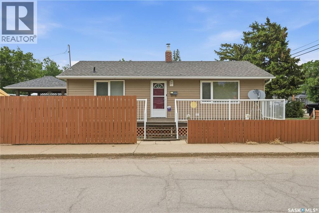1086 9th Avenue Sw, Moose Jaw