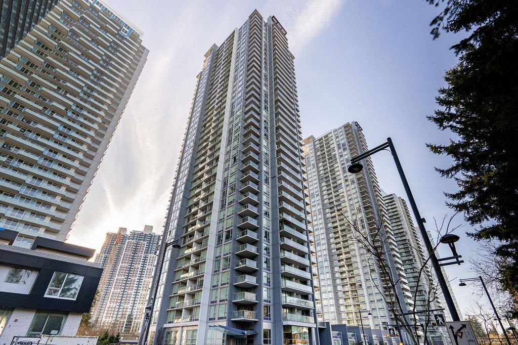 3709 13750 100 Avenue, Surrey
