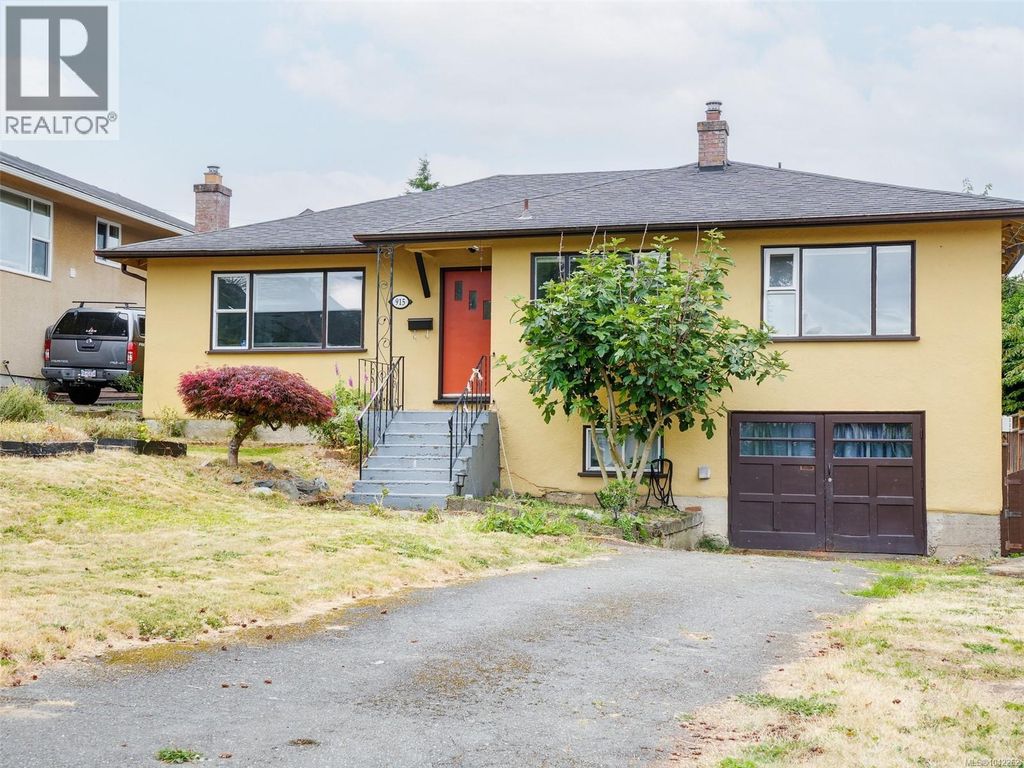 915 Inskip St, Esquimalt