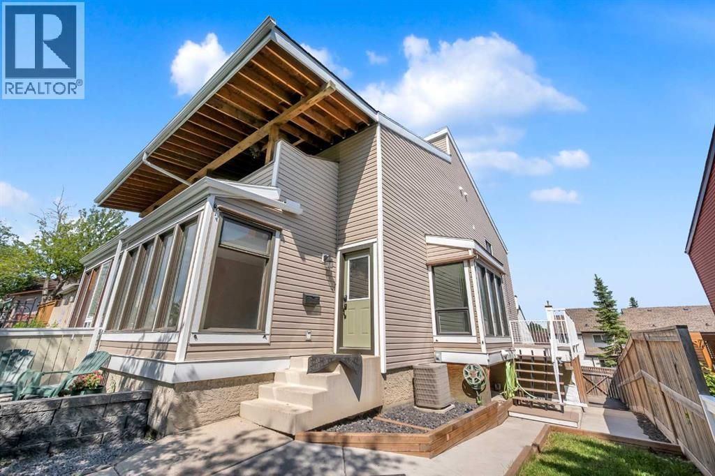 15 Ranch Glen Drive Nw, Calgary