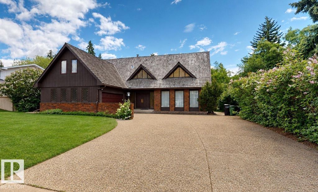55 Quesnell Rd Nw, Edmonton