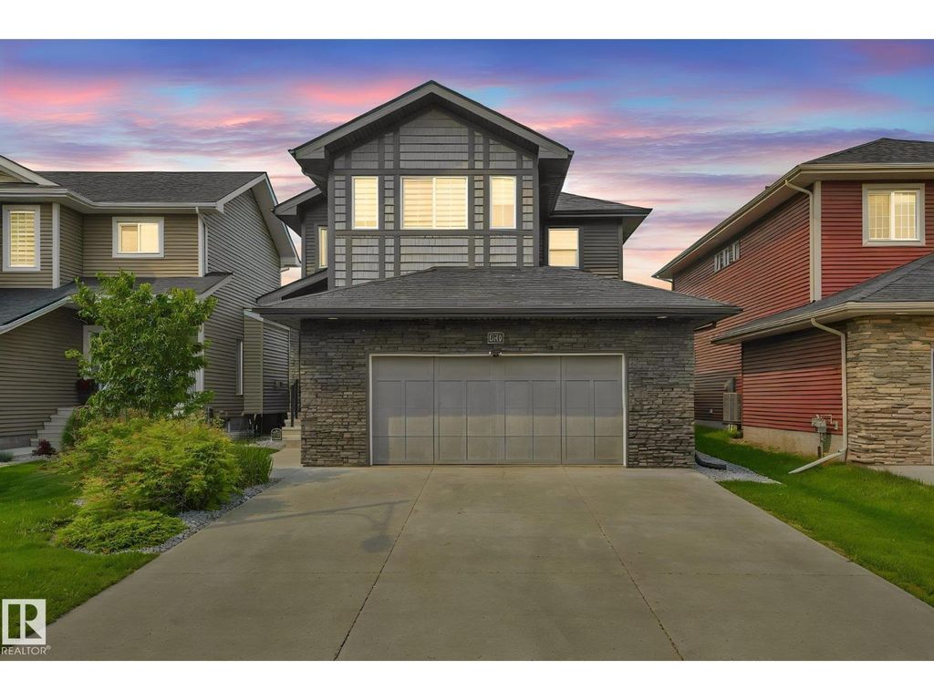 556 Merlin Ld Nw, Edmonton