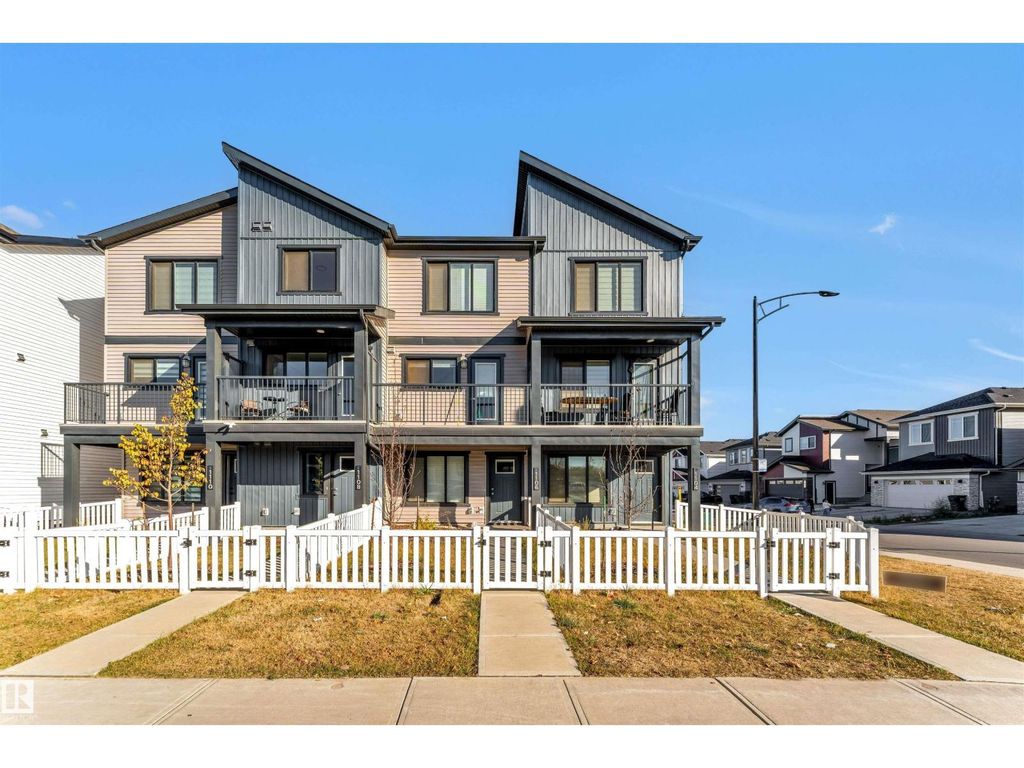 1106 Aster Bv Nw, Edmonton