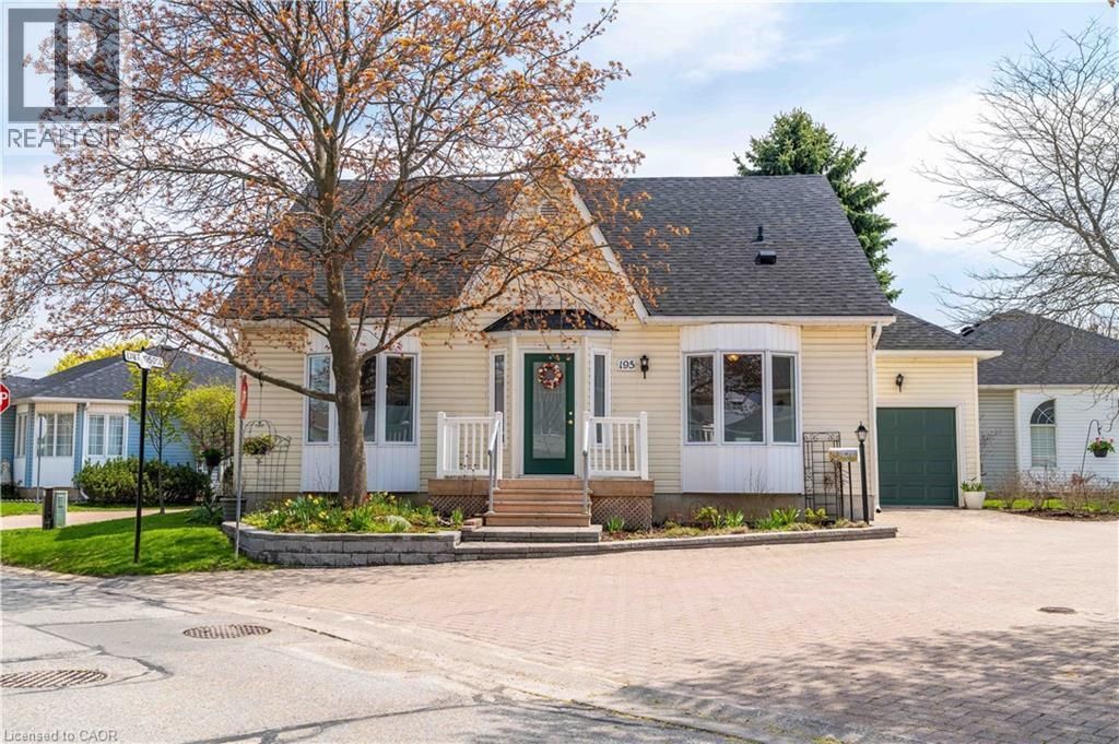 195 Silverbirch Boulevard, Glanbrook