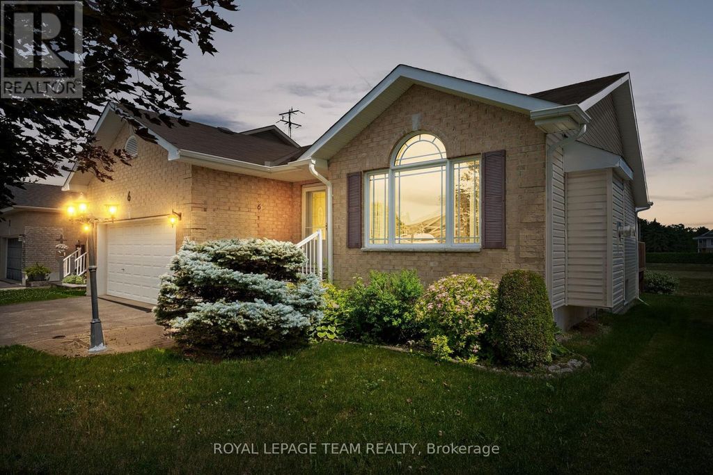 6 Stonehaven Way, Arnprior