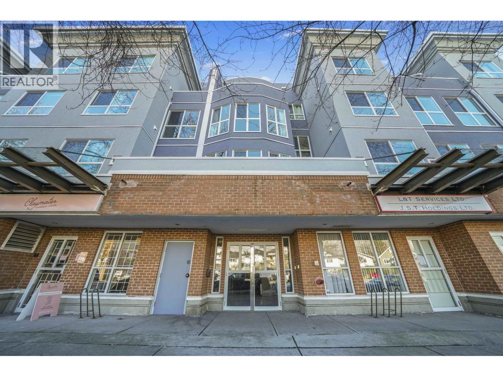 Ph23 760 Kingsway, Vancouver