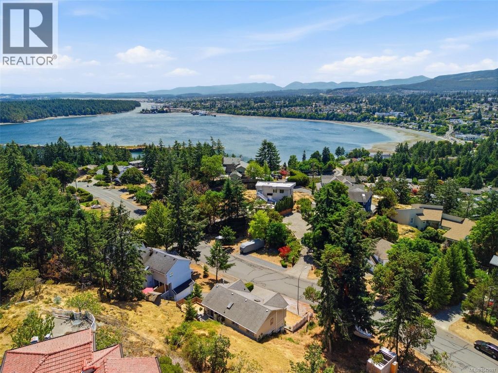 339 Nottingham Dr, Nanaimo