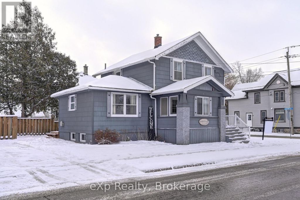 310 Barber Avenue N, North Perth (listowel)