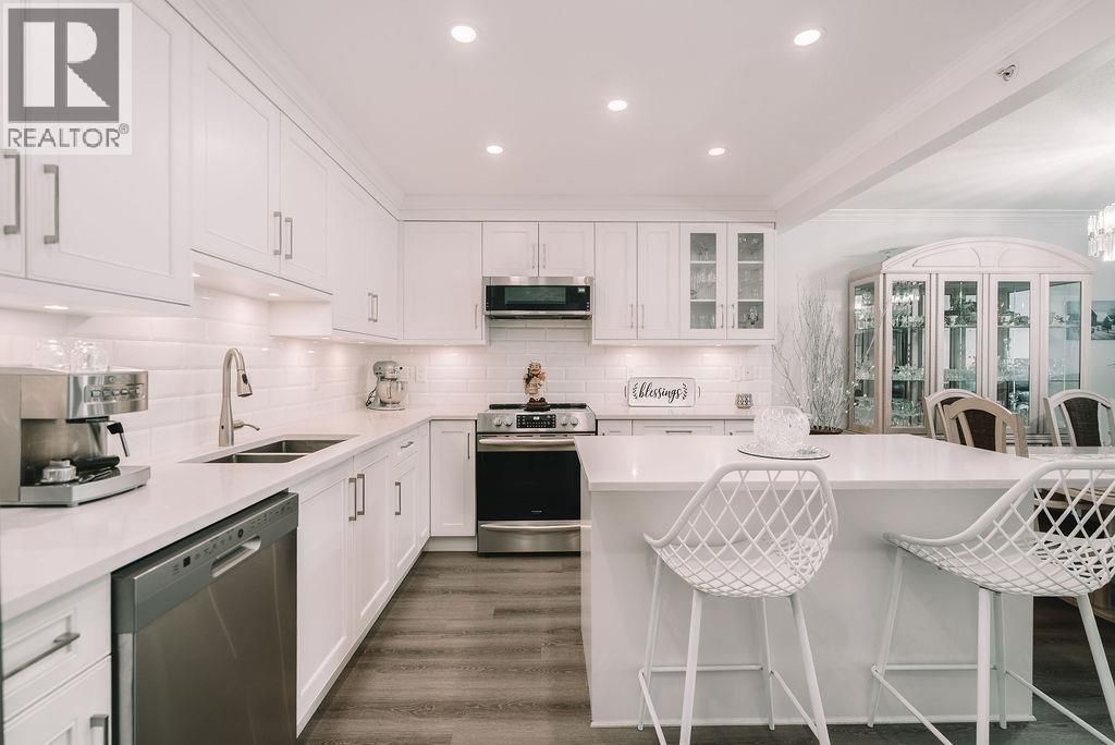 301 19236 Ford Road, Pitt Meadows