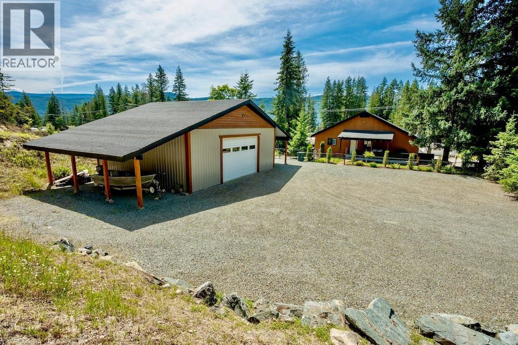 5327 Squilax-anglemont Road, Celista