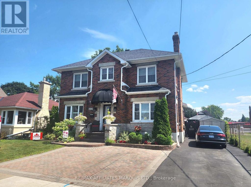 420 Third Street W, Cornwall