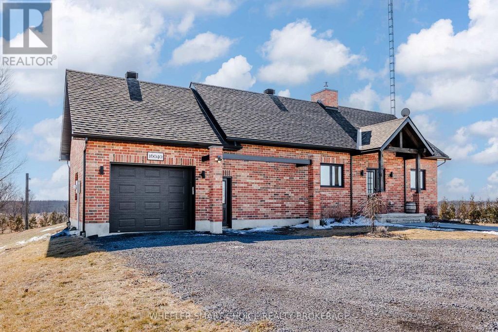 16040 County Rd18 Road, South Stormont