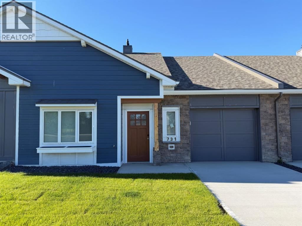 731 7 Avenue W, Cardston