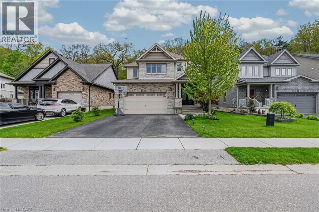 217 Woodway Trail, Simcoe