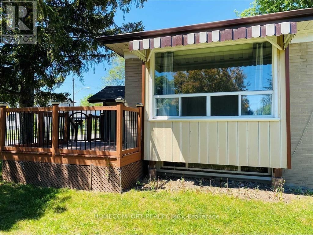 2 Mendip Crescent, Toronto (dorset Park)