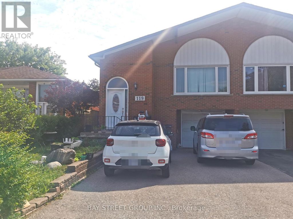 119 Shawnee Circle, Toronto (pleasant View)