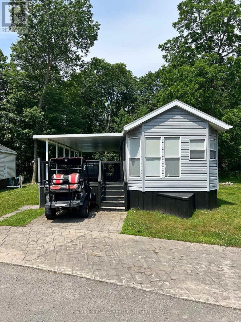 22 Hickory Lane, Port Colborne (sherkston)