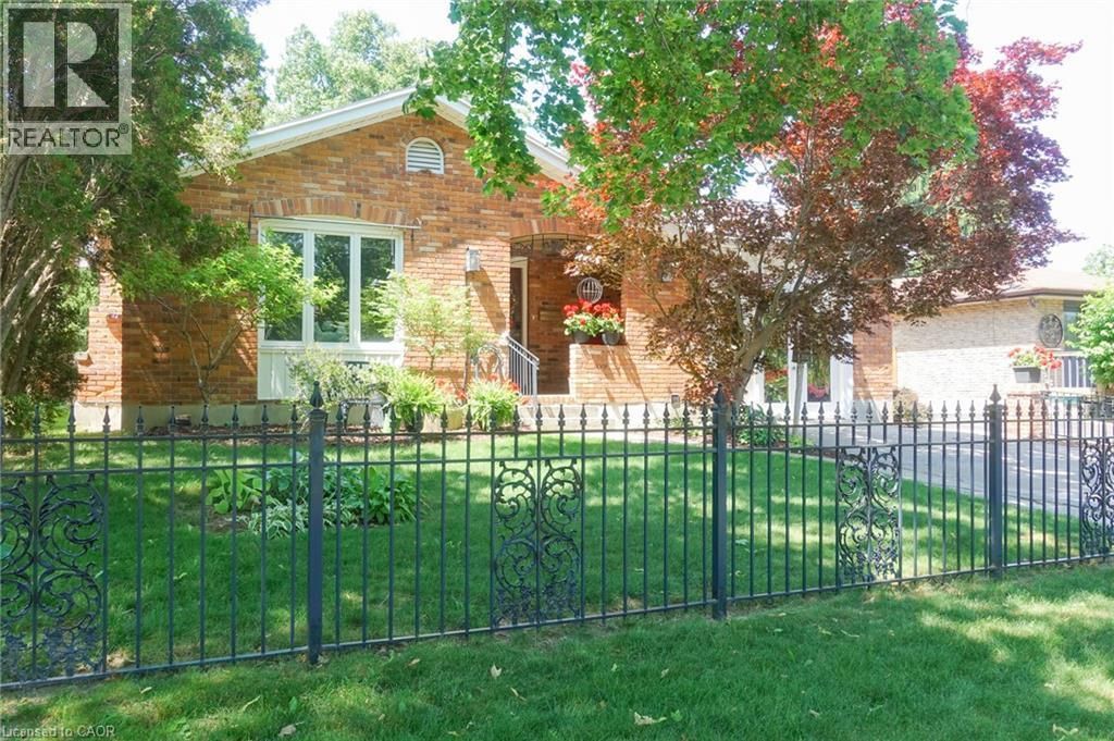 13 Kelly Avenue, Simcoe