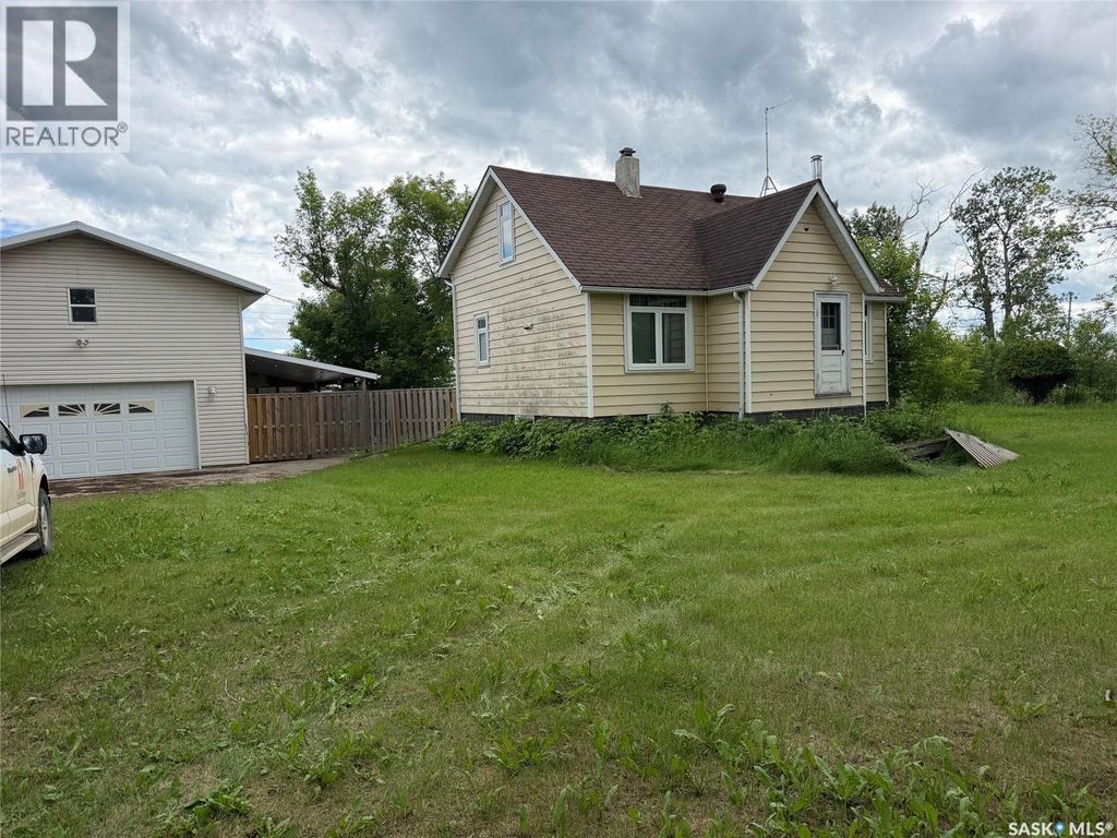 188 Centre Street, Hudson Bay Rm No. 394