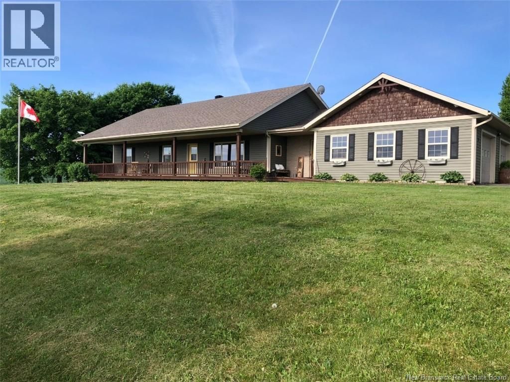11 Palmer Road, Waterville
