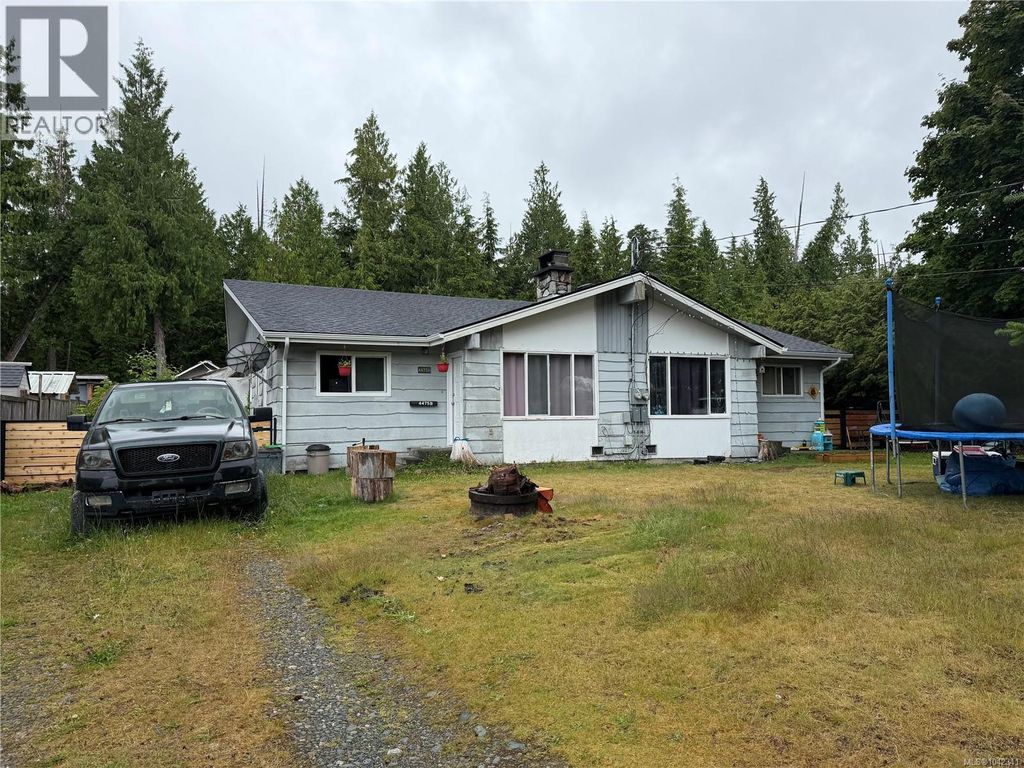 4475 Byng Rd, Port Hardy