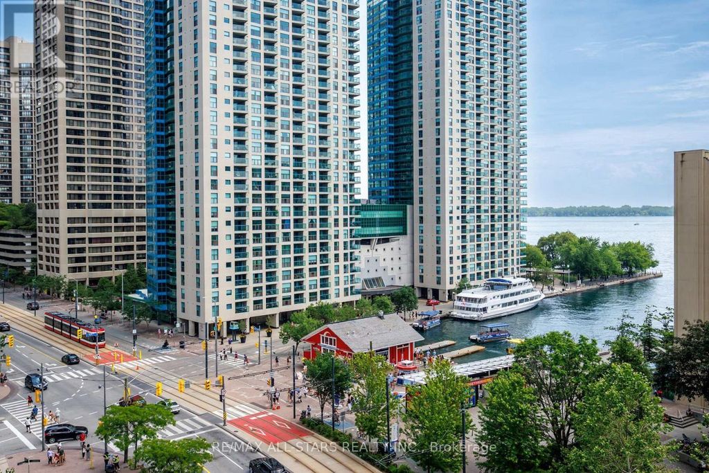 804 - 208 Queens Quay W, Toronto (waterfront Communities)