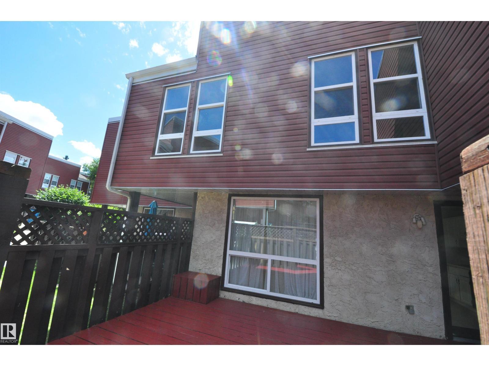 617 Millbourne Rd E Nw, Edmonton