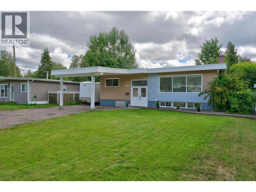 2475 Hammond Avenue, Prince George