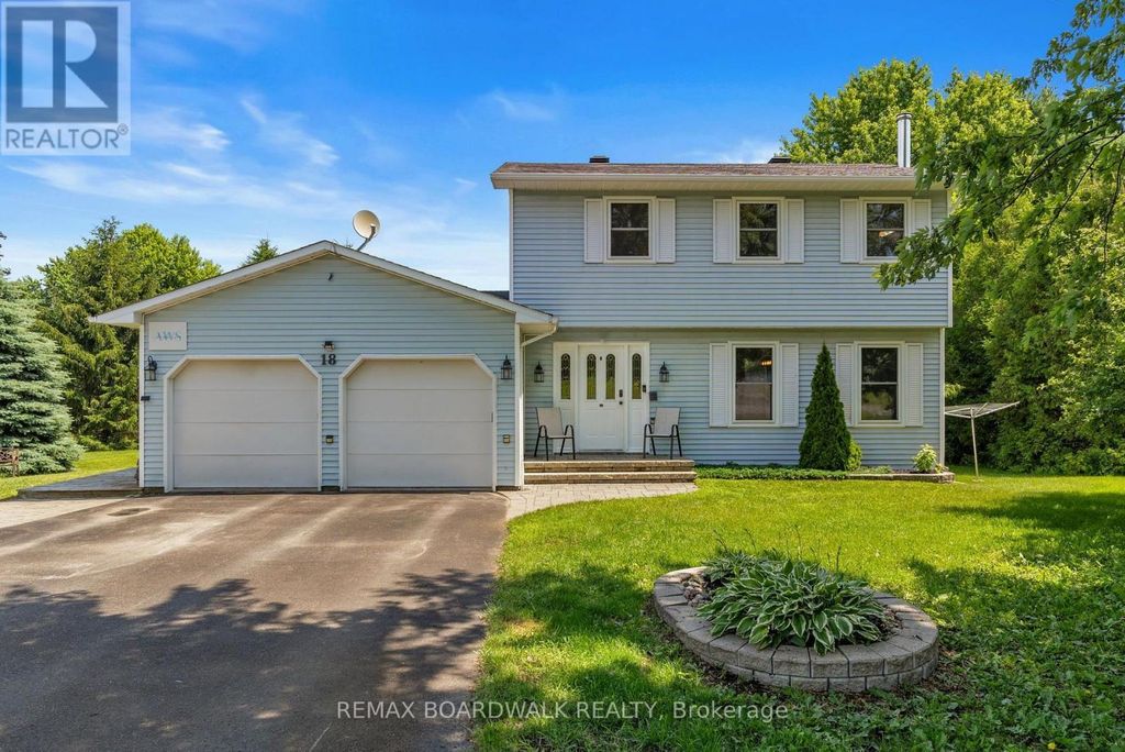 18 Berg Crescent, North Grenville