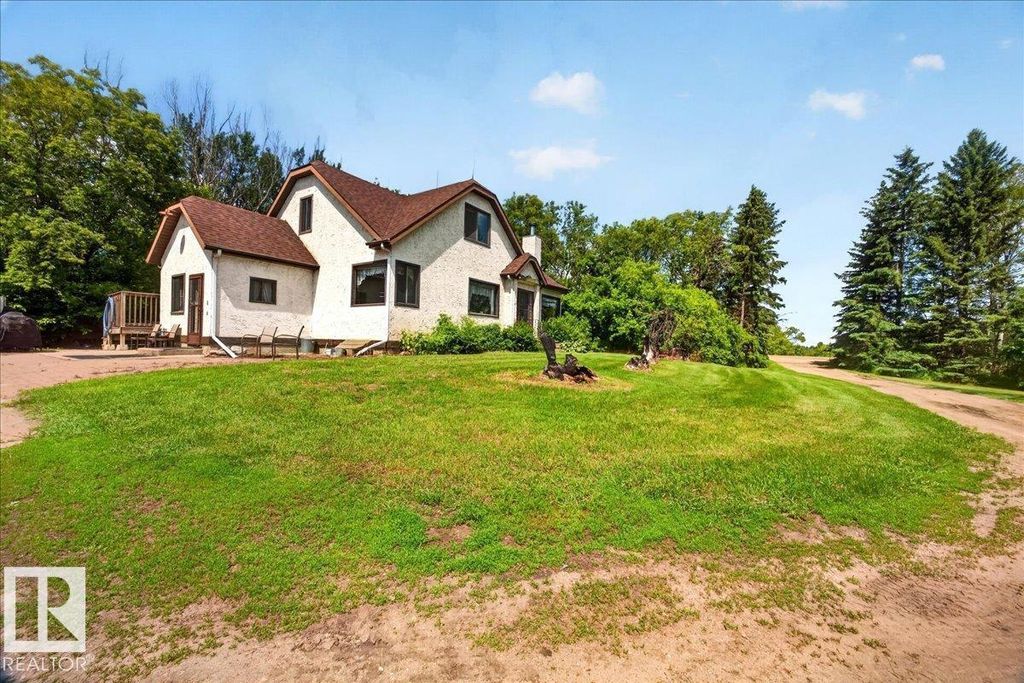 160005 Twp 540, Rural Lamont County