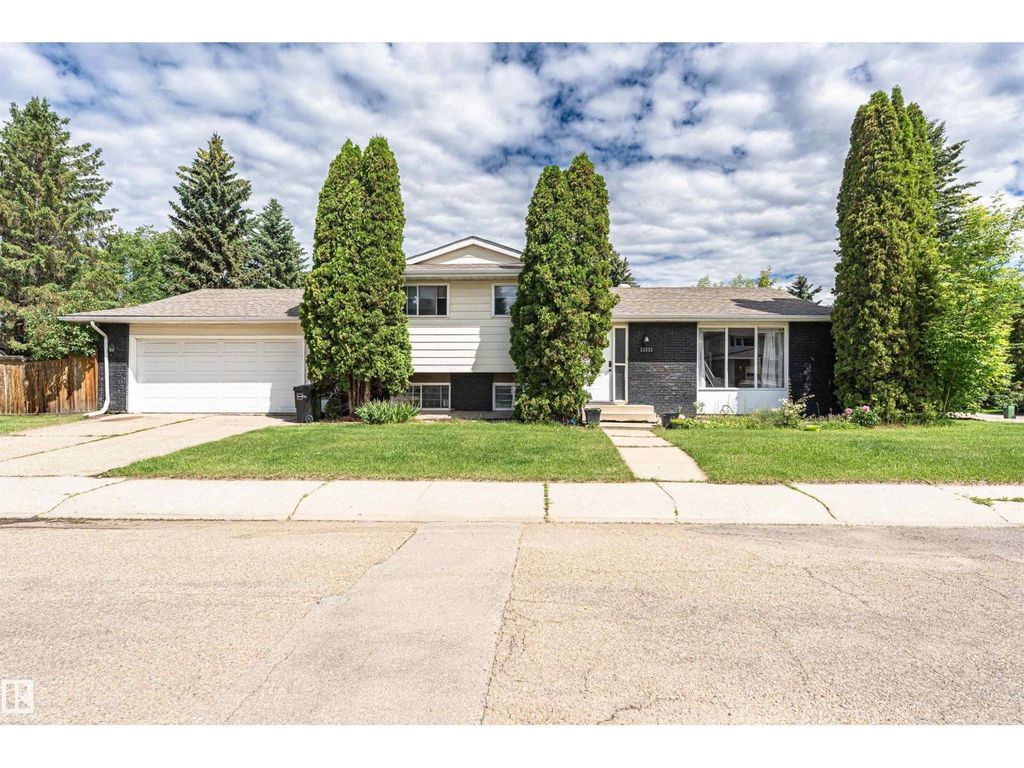 11512 24 Av Nw, Edmonton