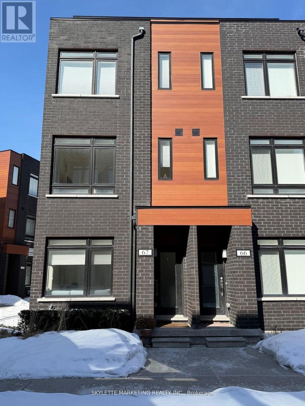 67 - 370b Red Maple Road, Richmond Hill (langstaff)